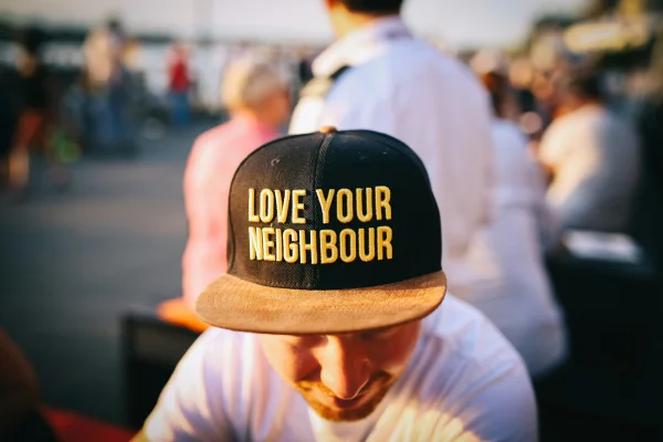 Meet your Neighbour